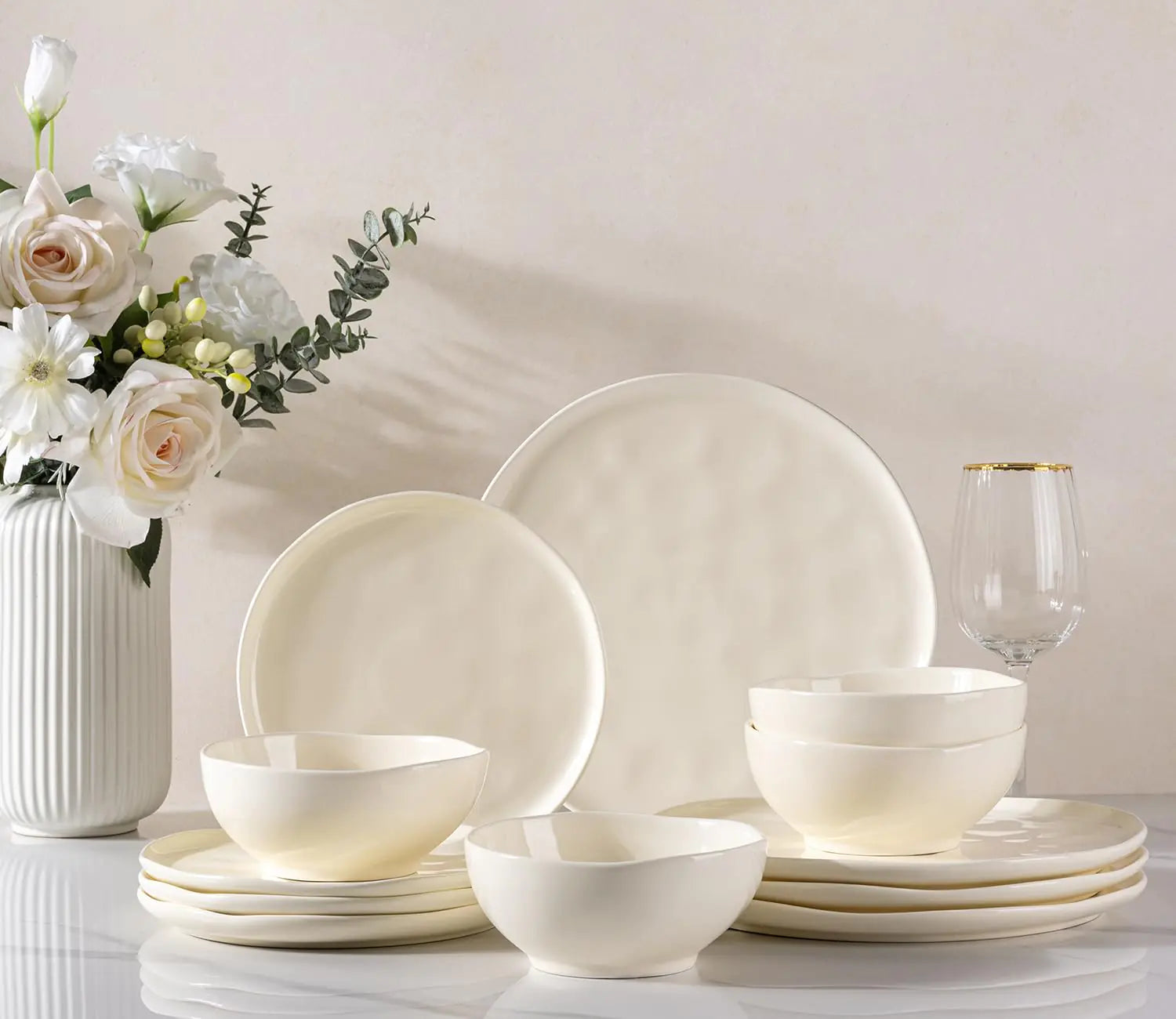 12-Piece Ceramic Dinnerware Sets, Porcelain & Lightweight Plates and Bowls